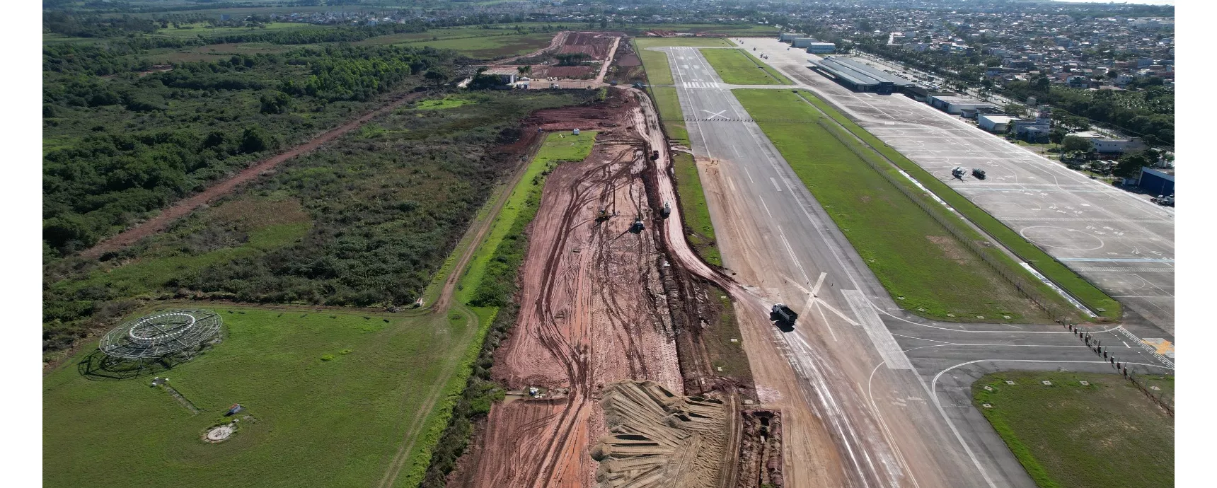Aeroporto de Macaé vai operar com duas pistas após conclusão da obra