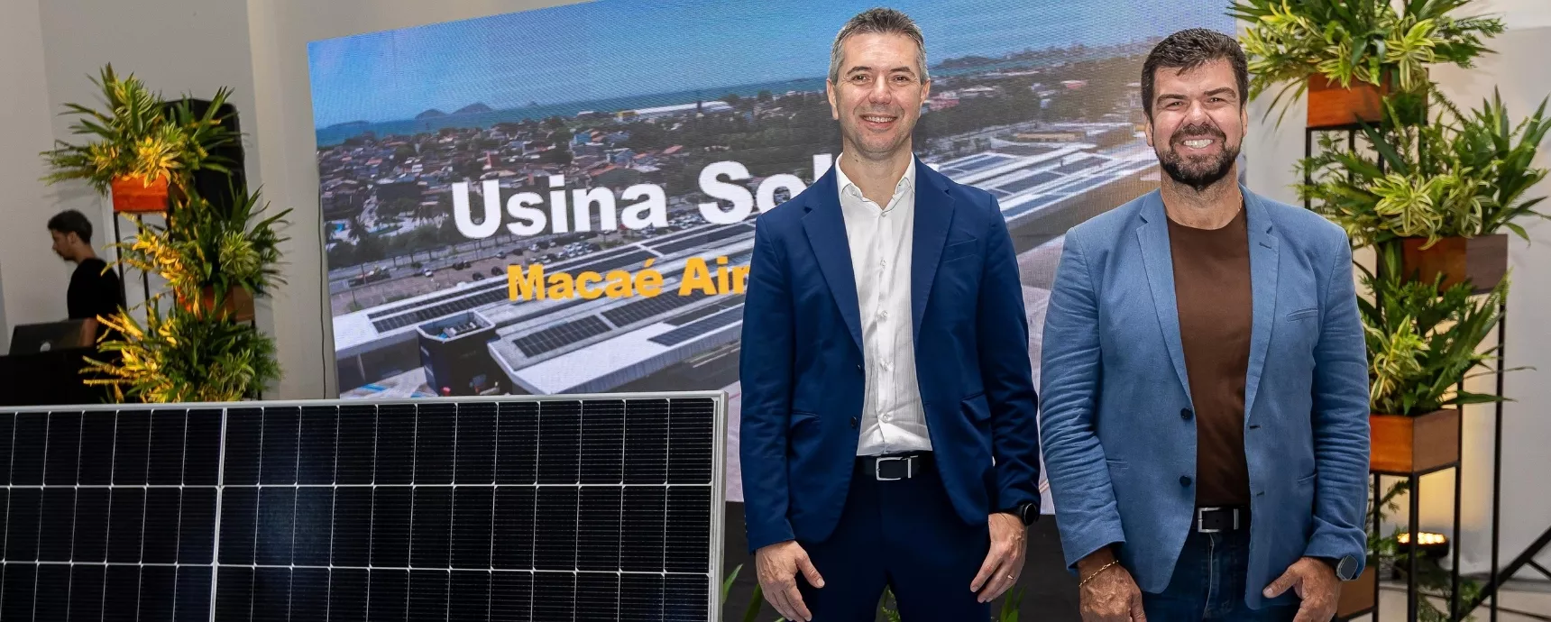 Aeroporto de Macaé inaugura Usina Solar e se torna o primeiro aeroporto do Brasil autossustentável em energia