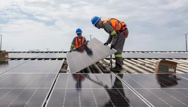Aeroporto de Macaé inaugura usina solar